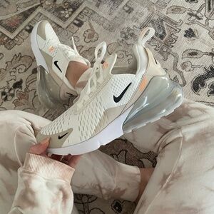 Nike Air Max 270 Summit White/Desert Sand Peach Cream Size 7 WORN ONCE